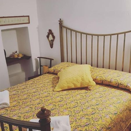 B&B Tre Ponti Castiglione Chiavarese Buitenkant foto
