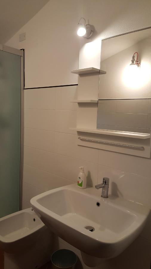 B&B Tre Ponti Castiglione Chiavarese Buitenkant foto