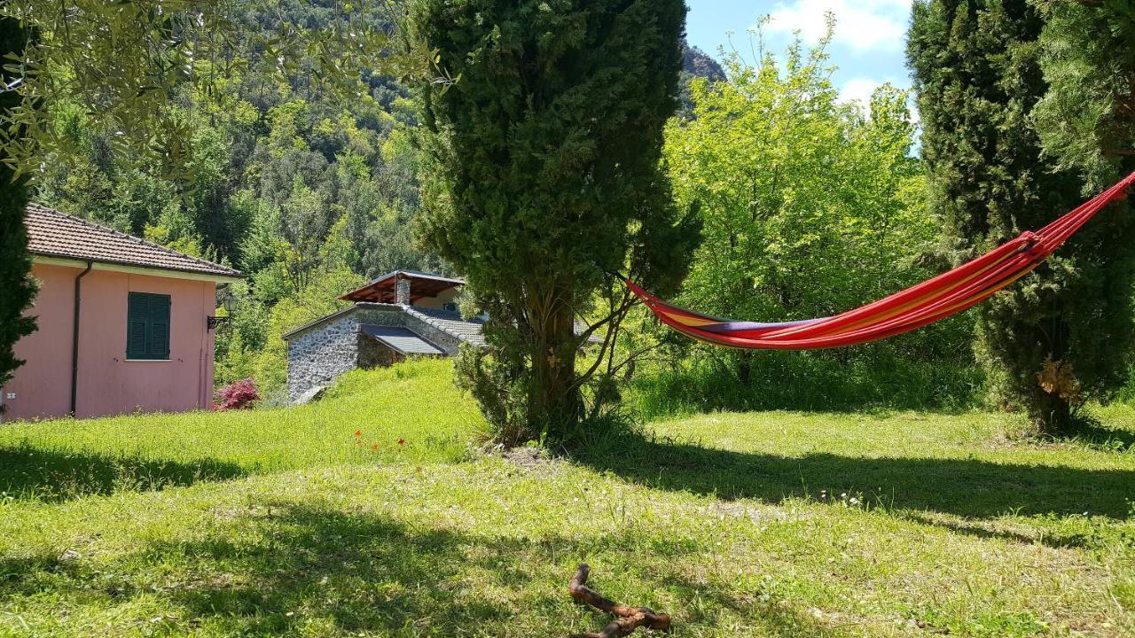 B&B Tre Ponti Castiglione Chiavarese Buitenkant foto