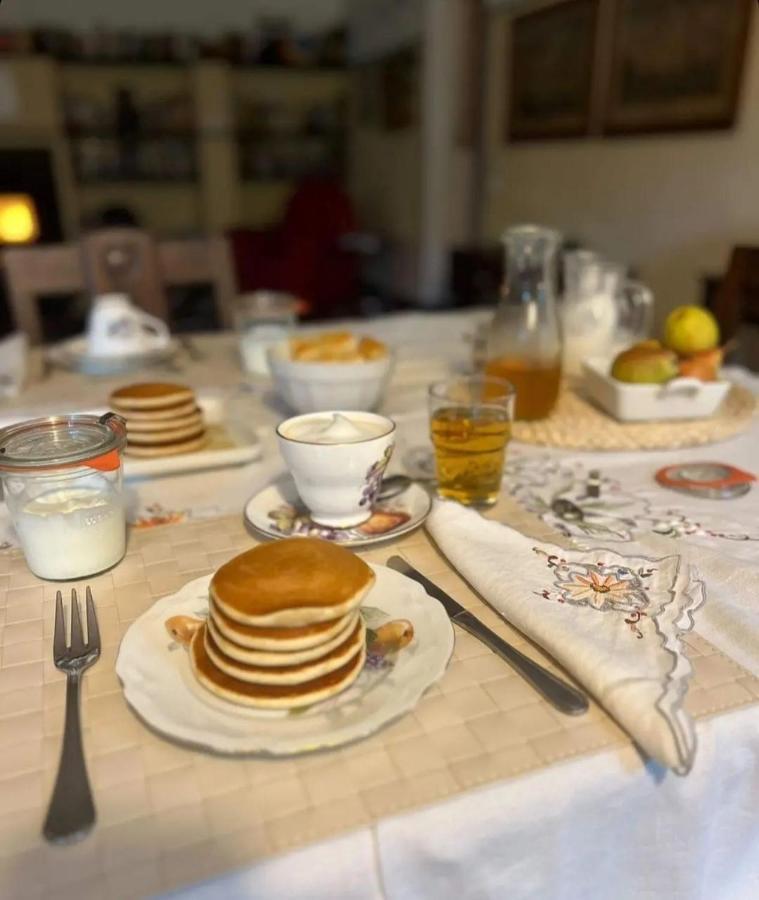B&B Tre Ponti Castiglione Chiavarese Buitenkant foto