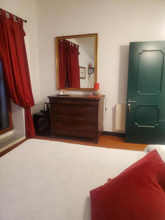 B&B Tre Ponti Castiglione Chiavarese Buitenkant foto