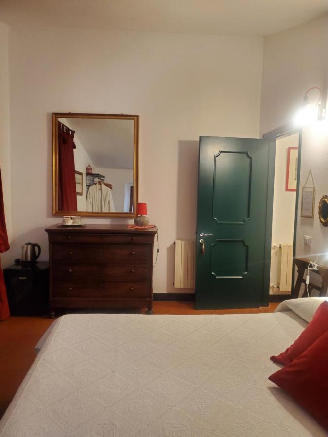 B&B Tre Ponti Castiglione Chiavarese Buitenkant foto