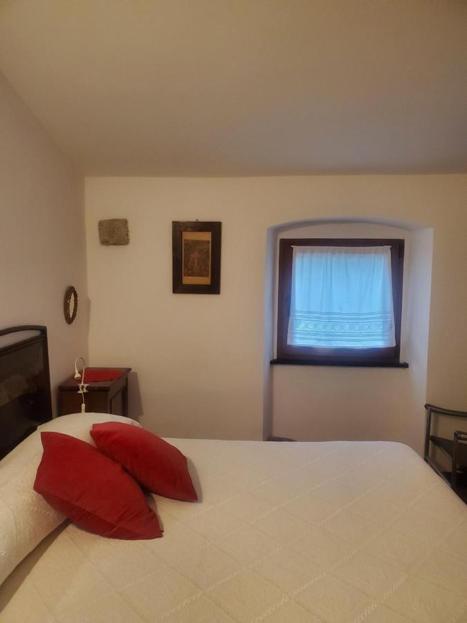 B&B Tre Ponti Castiglione Chiavarese Buitenkant foto